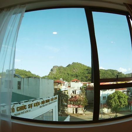 Khach San Hoa Ban Trang Hotel Son La Exterior photo