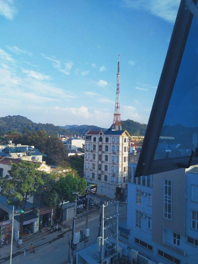 Khach San Hoa Ban Trang Hotel Son La Exterior photo