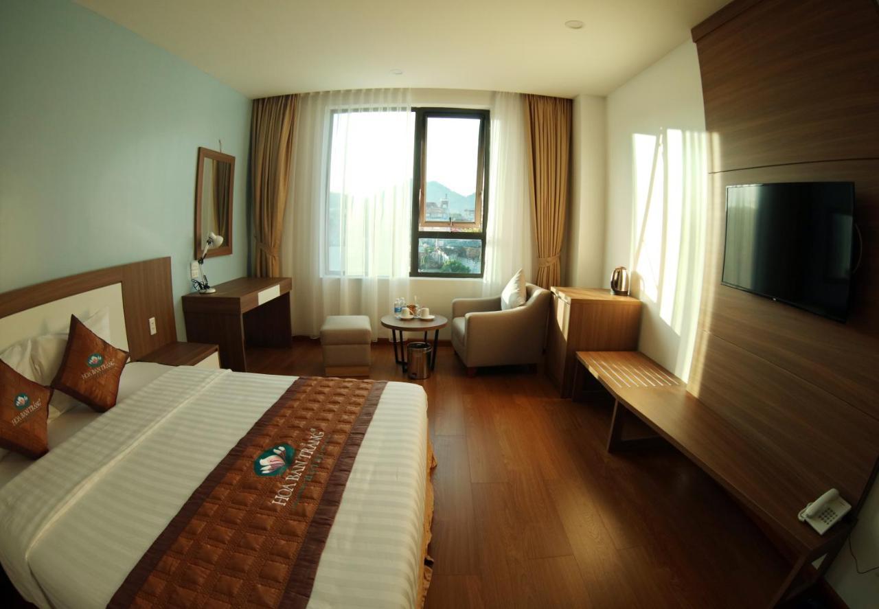 Khach San Hoa Ban Trang Hotel Son La Exterior photo