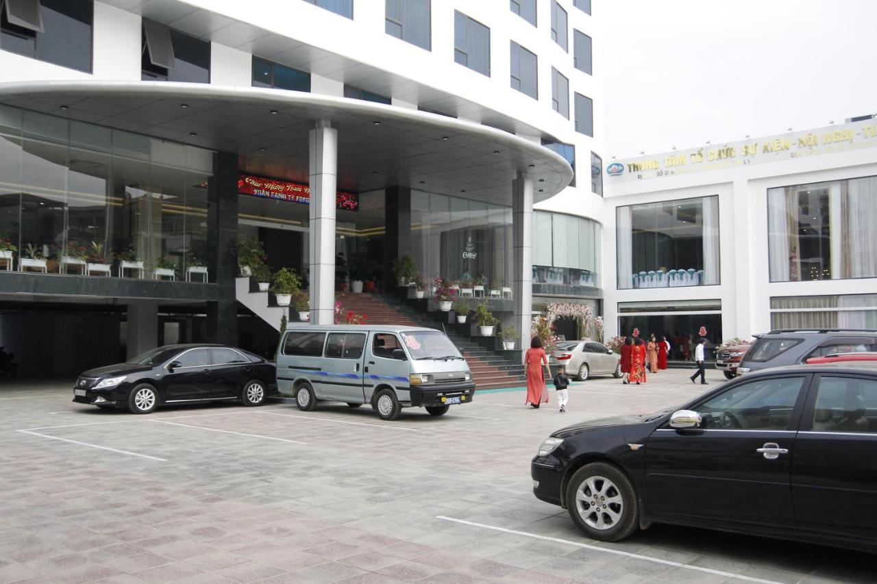 Khach San Hoa Ban Trang Hotel Son La Exterior photo